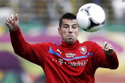 Czech striker Baros retires from international football