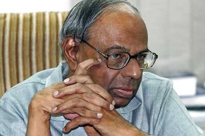 Economy May Grow at 6.5% for 2017-18, Says Rangarajan
