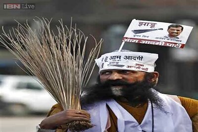 AAP: A movement of disparate groups, broom proves ominous for Congress