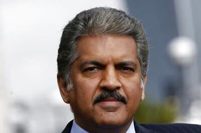 Anand Mahindra’s Post On Fake News About Car Collection Wins Internet