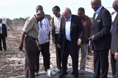 Beckham, Theron to grace 2010 World Cup draw in S Africa