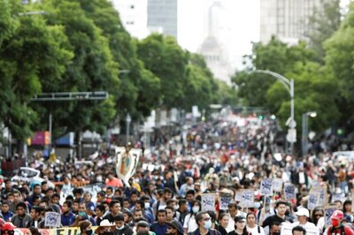 Private Schools' Association in Pakistan Screens Anti-Malala Documentary a Day After She Arrived in Country to Visit Flood-hit Victims