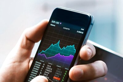 Bajaj Finserv Shares Rise 6% as the Stock Trades Ex-Date; What Investors Need to Know