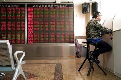 Global Markets: Shares Gain as Wall Street Record Outweighs Jitters Over Growth