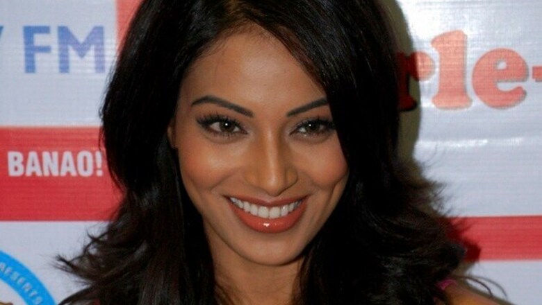 I'm coming on Twitter very soon: Bipasha Basu