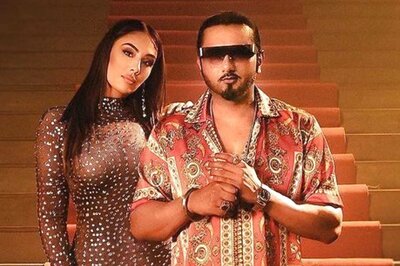 Honey Singh Says His Girlfriend Tina Thadani Has 'Drastically Changed' His Life, Reveals How They Met
