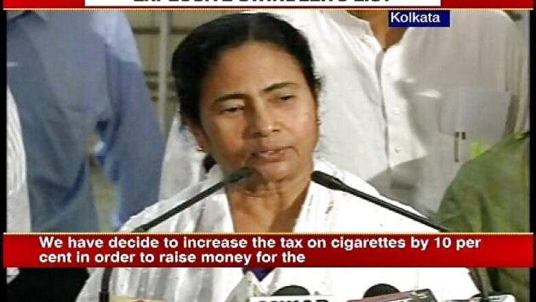 Mamata says 'smoke more' to help Saradha investors