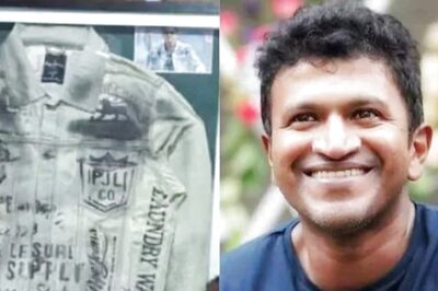 Karnataka Minister Anand Singh Gets Puneeth Rajkumar's Jacket Framed on Office Wall
