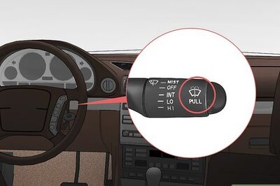 How to Troubleshoot a Windshield Washer Pump