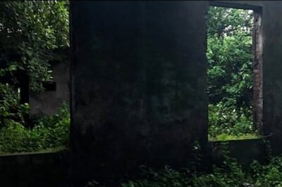 Locals in Bengal's Ashoknagar Report Strange Shadows Inside PL Camp