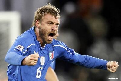 Injured Italy trio battling to face Germany
