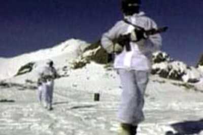 Pak army stakes claim to Siachen