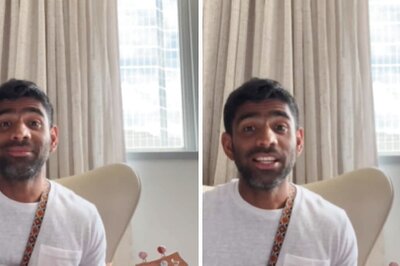 USA Pacer Saurabh Netravalkar Plays Shankar Mahadevan’s Marathi Song On Ukulele