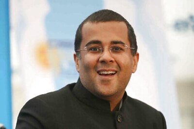AAP, an item girl of politics, says Chetan Bhagat