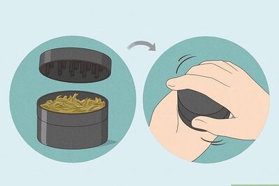 How to Pack and Smoke a Bowl of Marijuana
