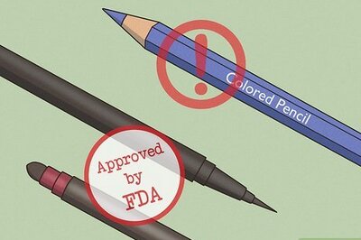 How to Use Colored Pencils as Eyeliner