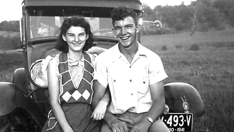 US couple married for 70 years die 15 hours apart
