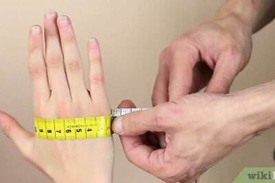 How to Measure Hand Size