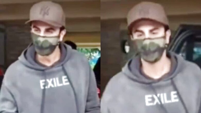 Ranbir Kapoor Wished 'Happy Birthday' By Paparazzi, Asks 'Kiska Hai?'