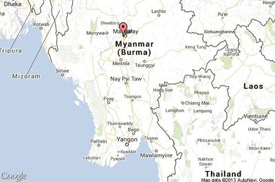 Myanmar Muslims hide in forests amid deadly sectarian clashes