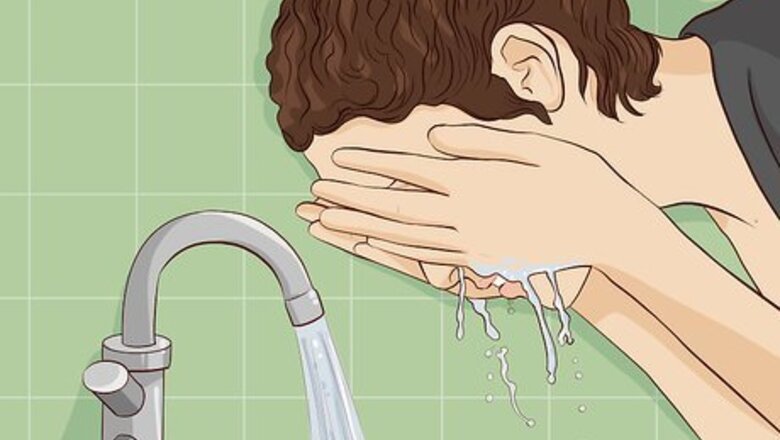 How to Apply Moisturizer