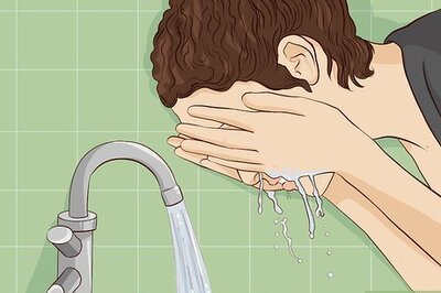 How to Apply Moisturizer