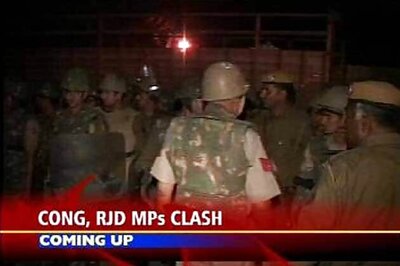 Cong, RJD legislators' clash turns violent, cops fire in air