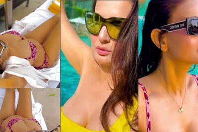 HOT! Ameesha Patel Heats Up Pool in Cleavage-baring Bikinis; Sexy Video Goes Viral; Watch