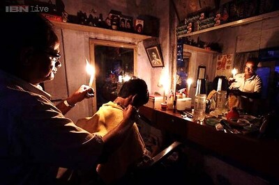 Delhi faces its worst power crisis, Power Minister promises quick action