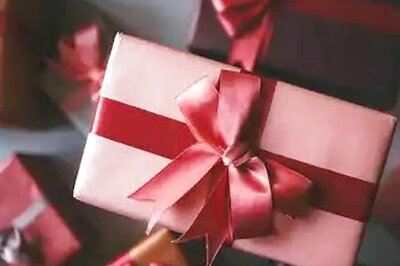 4 Thoughtful Gifting Ideas to Try Out this Festive Season