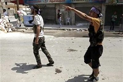 Syrian aircraft strike Aleppo, rebels claim successes