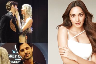 'Sorry Kiara': Model Who Got Flirty With Sidharth Malhotra, Pulled His Collar Apologises To Actress