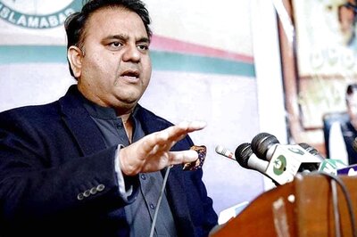 Exclusive | Imran's PTI Wants Relationship with Pak Govt And Establishment, Indicates Leaked Phone Chat