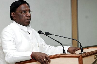 Day After Favourable HC Verdict, Puducherry CM Demands Kiran Bedi's Resignation
