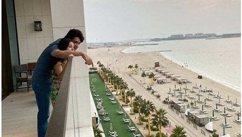 Namrata Shirodkar Shares Candid Holiday Picture of Mahesh Babu with Daughter Sitara