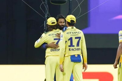 There's a Man Behind the Stumps! Hardik Pandya Calls MS Dhoni the Difference Between MI and CSK