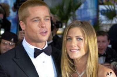 Pitt celebrates b'day, Aniston gets blow
