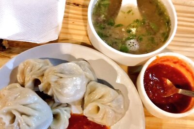 'Parents Shocked': Random Kid Asks Woman to Show Her Phone, Her Response Will Leave You ROFL