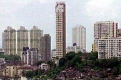 Mumbai beats HK to Top 10 biz hub list