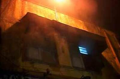 Rioting prisoners set Howrah jail on fire