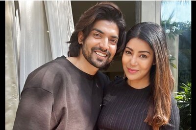 Gurmeet Choudhary and Wife Debina Bonnerjee To Welcome 'Junior Choudhary' Soon; Check Baby Bump Pic