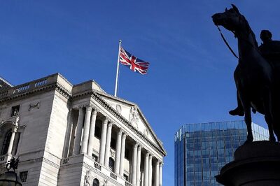Bank of England Holds Interest Rates at a 15-Year High Despite Worries About the Economy