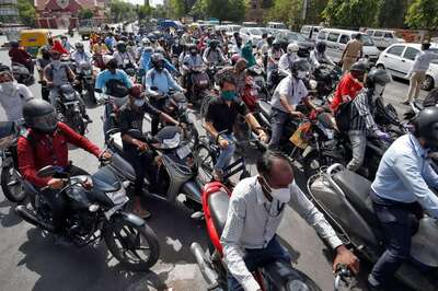 Helmets Worn Improperly or Without BIS Mark to Attract Fine of Upto Rs 2,000