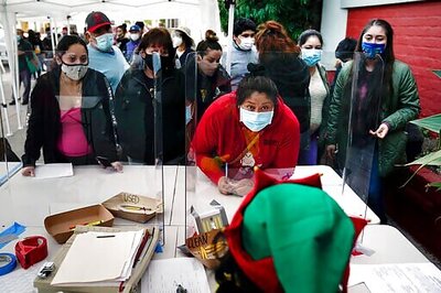 US Economy Shrank 3.5% In 2020 After Growing 4% Last Quarter