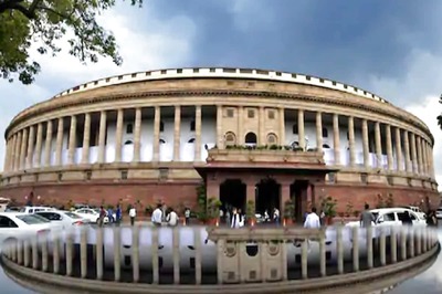 Farm Laws Issue Rocks Lok Sabha for Second Day; Oppn Demands Separate Discussion