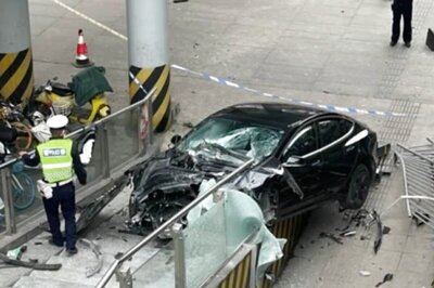 Tesla Model 3 Crashes into Pedestrian Overpass in China, One Injured