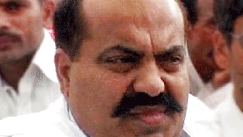 SP Leader Atiq Ahmed Booked For Assaulting College Staff