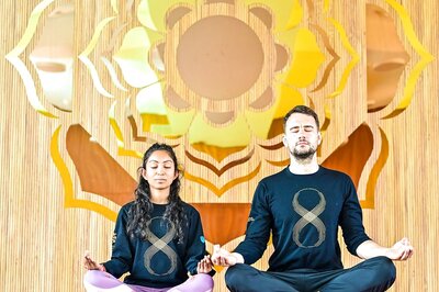 Valentine's Day 2023: Strengthen Your Bond with These Yoga Poses for Valentine's Day