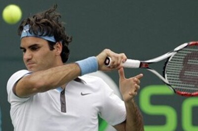 Federer, Roddick enter 4th round at Key Biscayne
