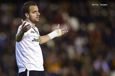 Valencia's Roberto Soldado to join Tottenham: reports